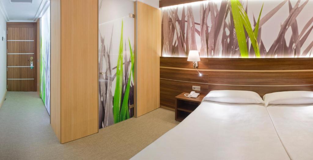 Chambre Double ou Lits Jumeaux avec Vue